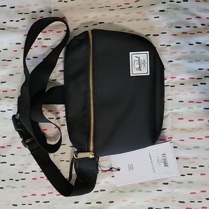 Herschel Fifteen fanny pack crossbody bag NWT